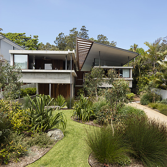 Harley House by Angus Wirth with Drew Heath Architecture Associates ...