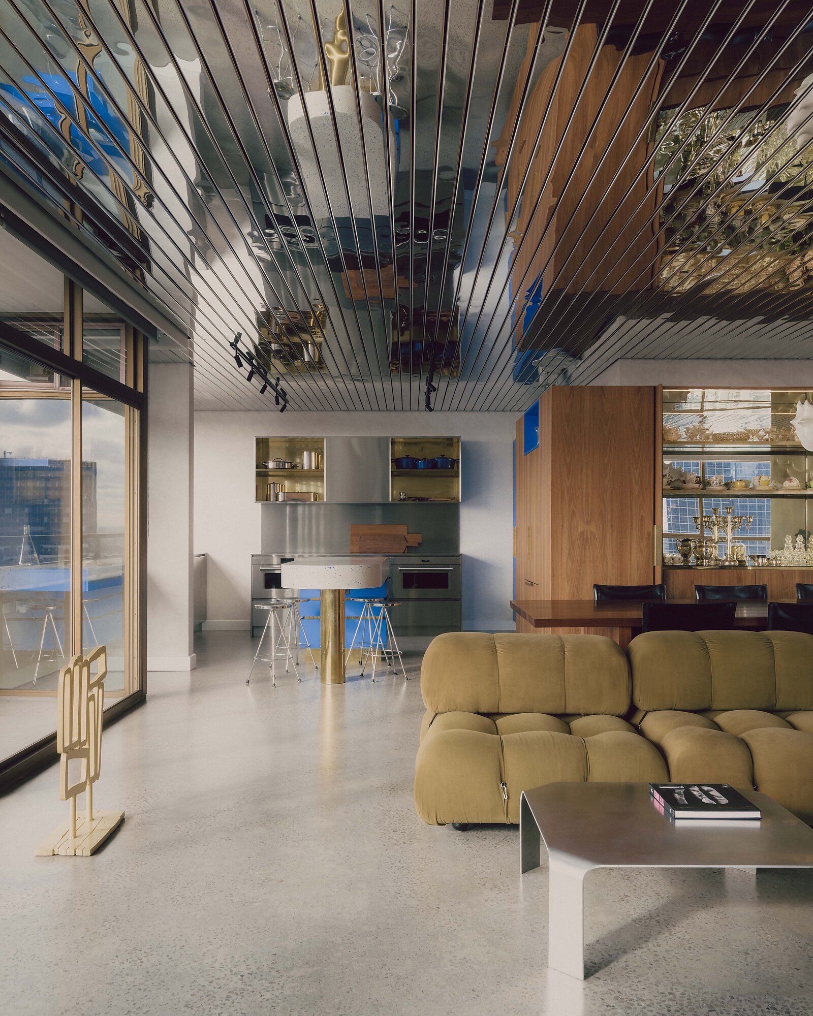 Interior photograph of SPRING STREET by Dan Preston