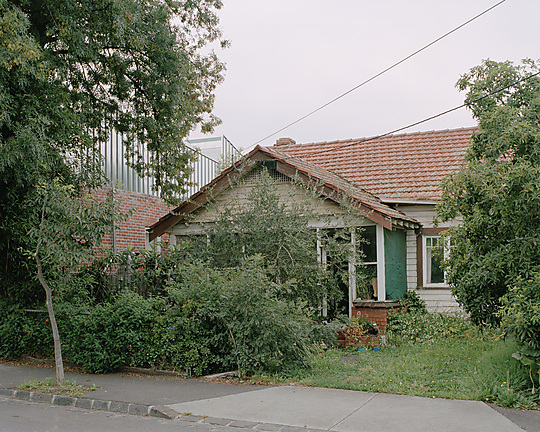Interior photograph of Northcote Terrace by Rory Gardiner