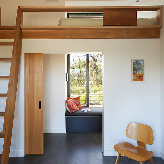 Interior photograph of Off Grid FZ House by Nick Bowers