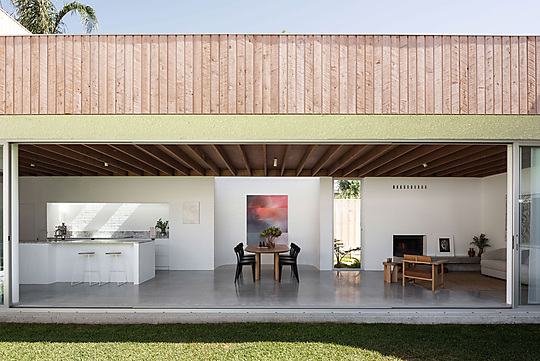 Interior photograph of East Fremantle House by Dion Robeson